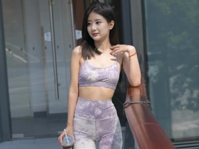 紫粉扎染紧身短裤美眉 【648P】